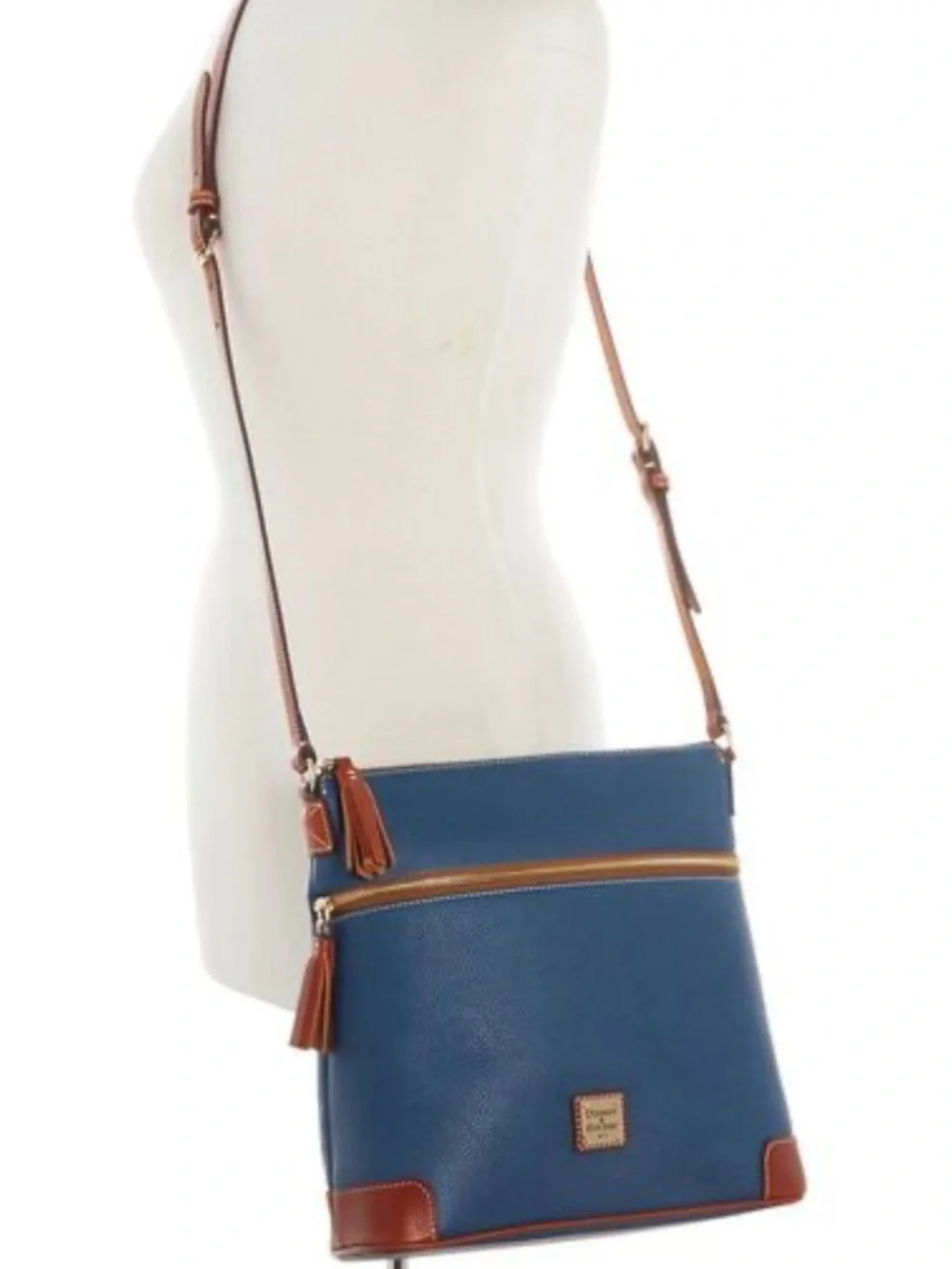 Dooney & Bourke Pebble Grain Large Tassel Crossbody Shoulder Bag - Picture 2 of 6